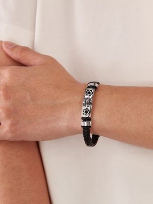 Men classic leather bracelet