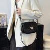 The latest exquisite crossbody bags 22 * 11 * 16.5cm